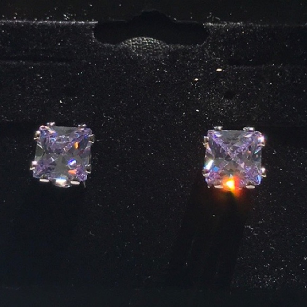 New Tanzanite .925 S Silver Earrings - Picture 2 of 4
